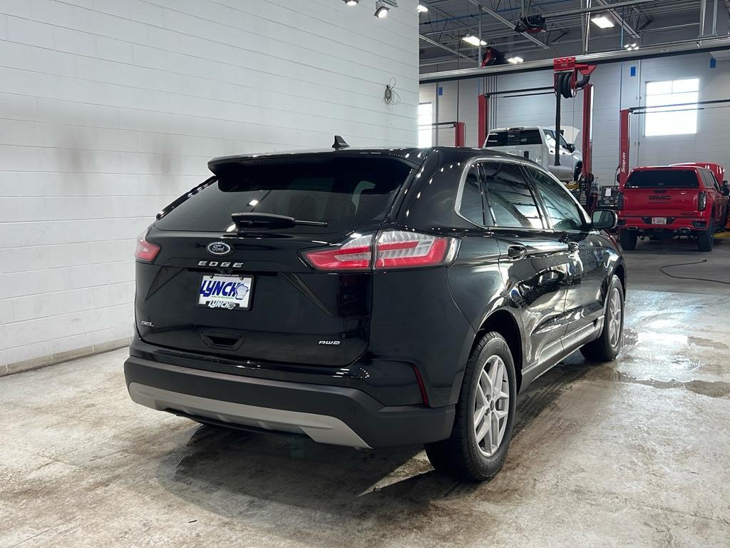 used 2023 Ford Edge car, priced at $29,990