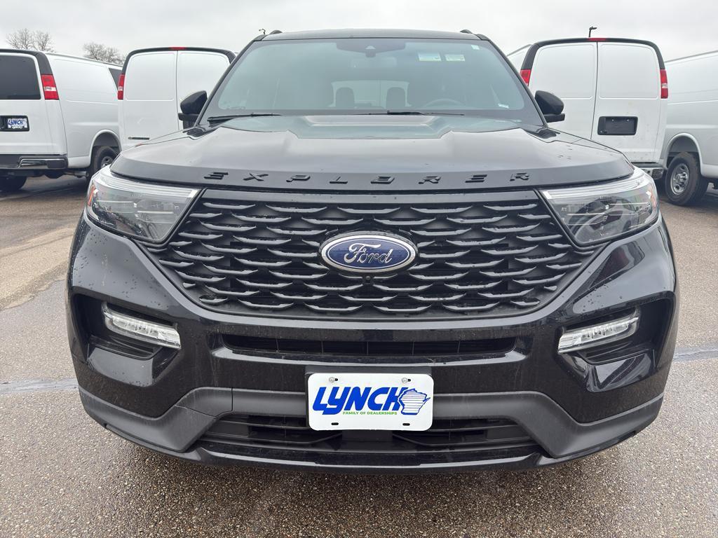 used 2024 Ford Explorer car, priced at $39,490