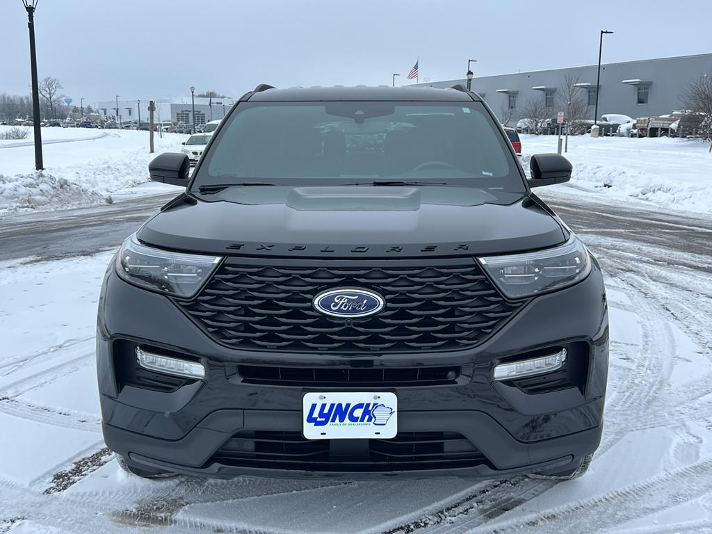 used 2024 Ford Explorer car, priced at $39,490