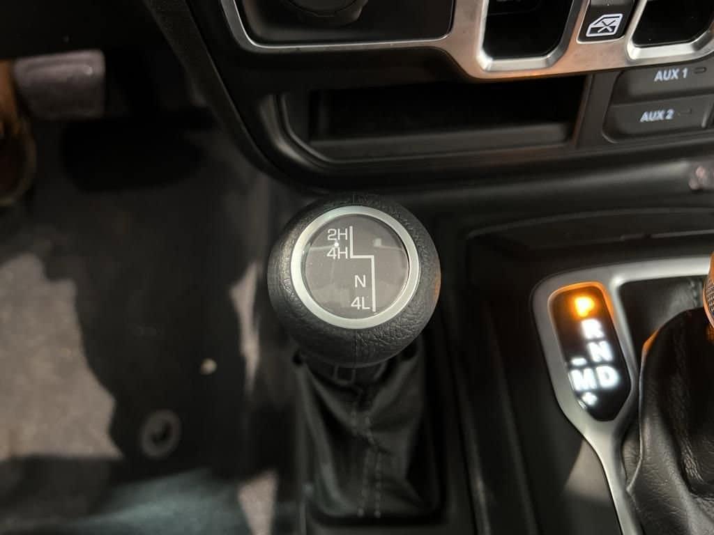new 2024 Jeep Gladiator car, priced at $53,595