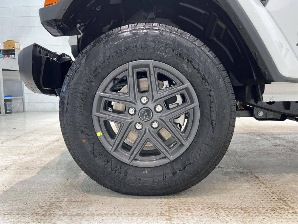 new 2024 Jeep Gladiator car, priced at $43,495