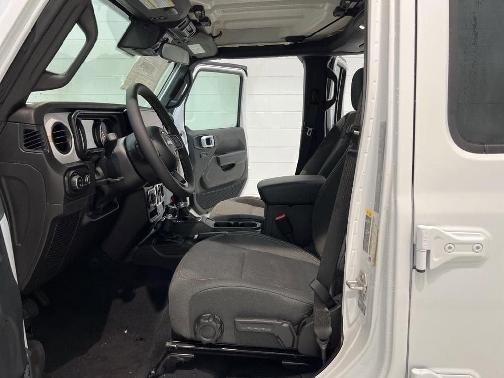 new 2024 Jeep Gladiator car, priced at $43,495