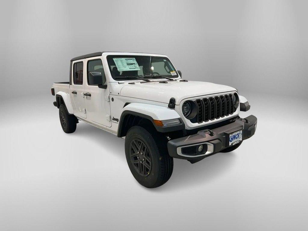 new 2024 Jeep Gladiator car, priced at $53,595