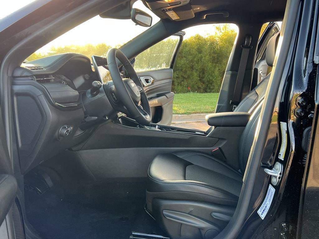 new 2026 Jeep Compass car, priced at $32,495
