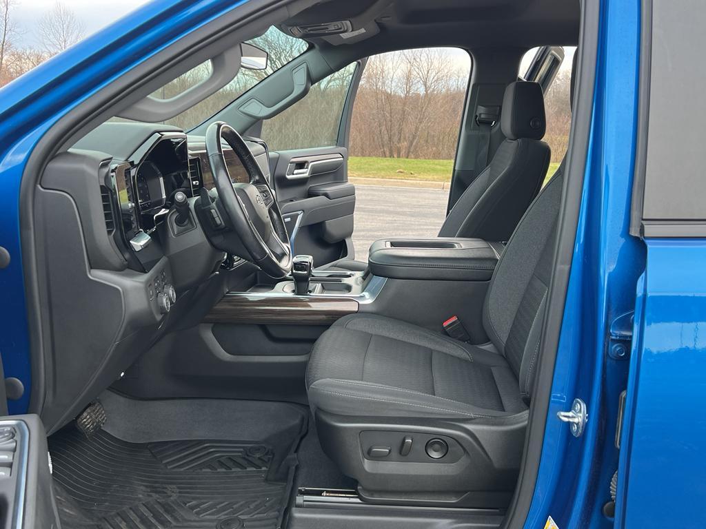 used 2022 Chevrolet Silverado 1500 car, priced at $46,995