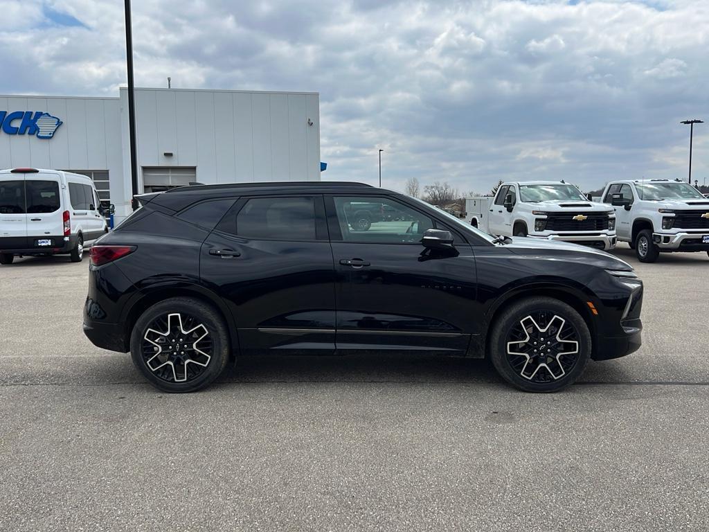 used 2024 Chevrolet Blazer car, priced at $40,995