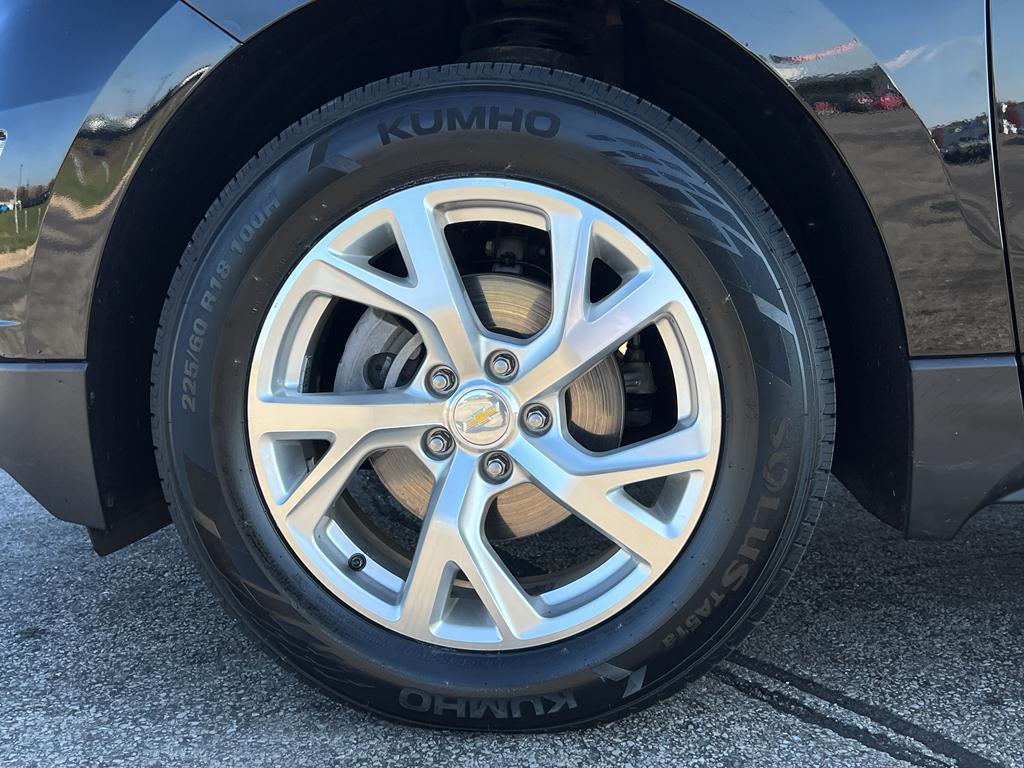 used 2019 Chevrolet Equinox car, priced at $13,995