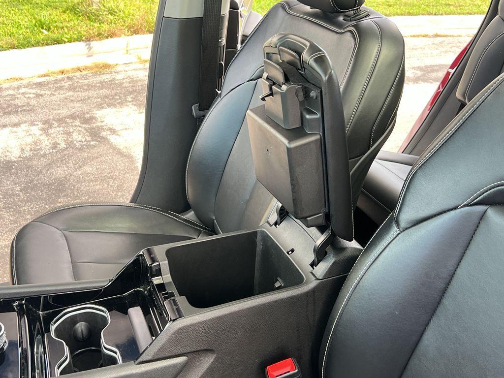 used 2021 Jeep Grand Cherokee L car, priced at $32,798