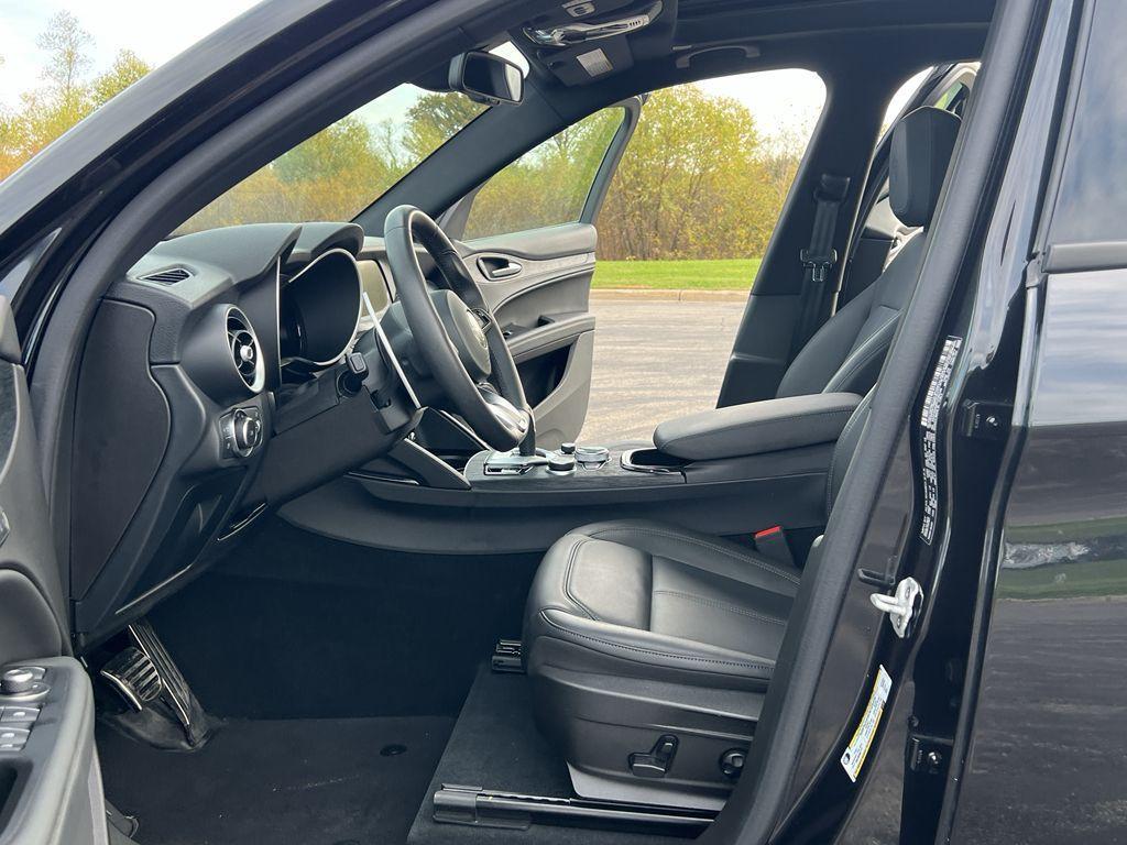 used 2024 Alfa Romeo Stelvio car, priced at $31,989