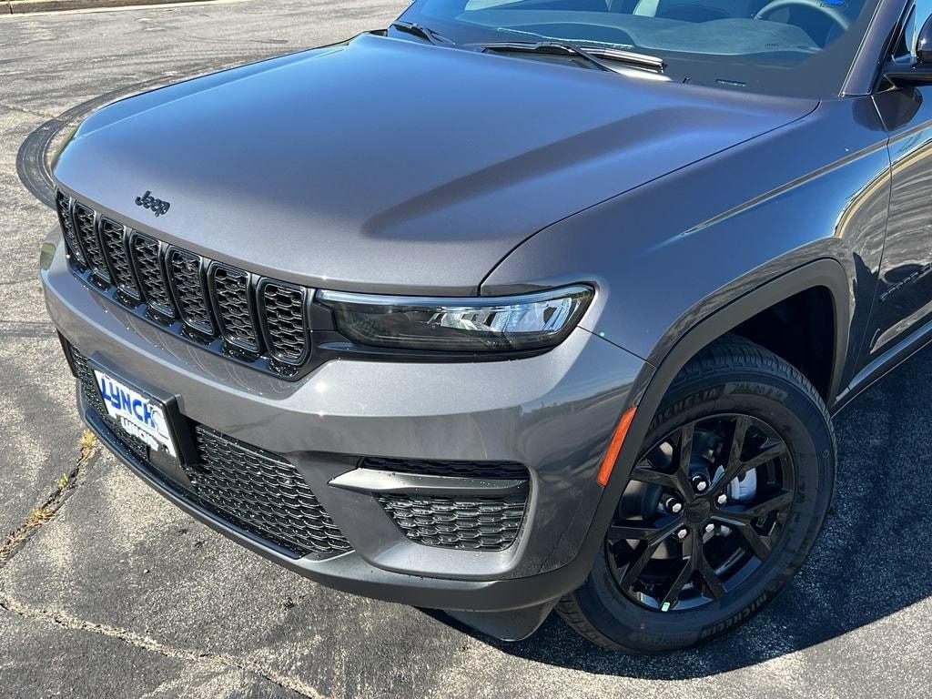 new 2025 Jeep Grand Cherokee car, priced at $43,650