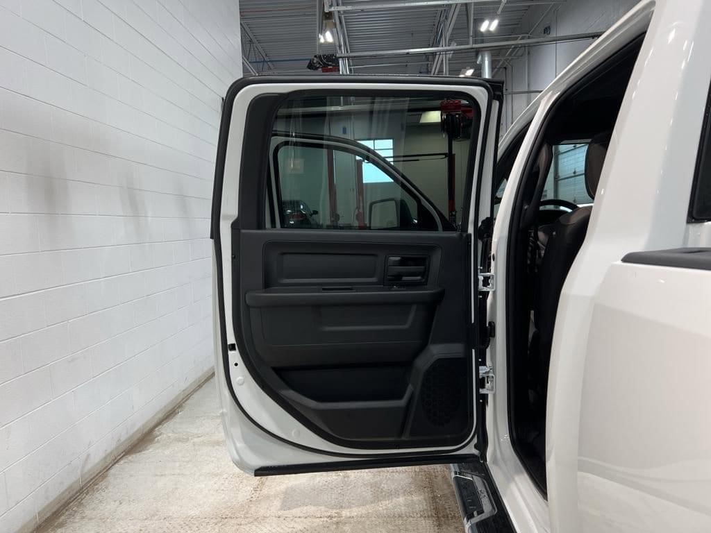new 2024 Ram 2500 car, priced at $57,995