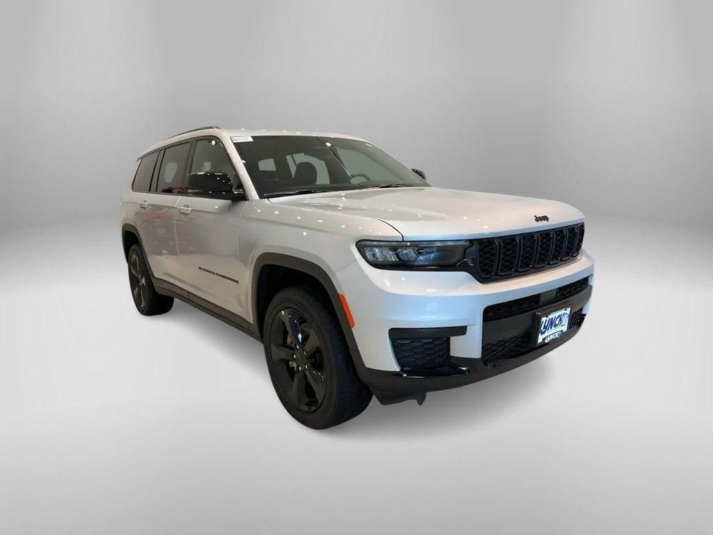 new 2024 Jeep Grand Cherokee L car, priced at $45,195