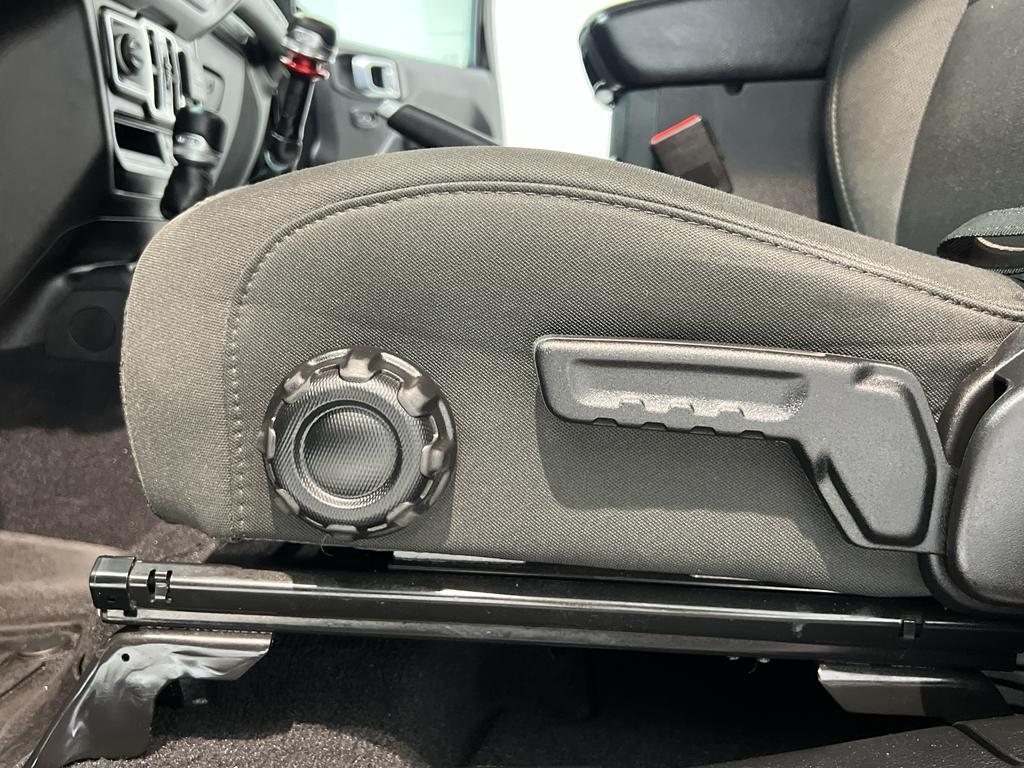 used 2021 Jeep Wrangler Unlimited car, priced at $32,990