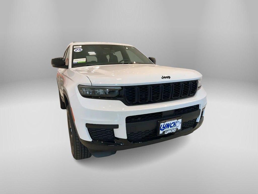 new 2025 Jeep Grand Cherokee L car, priced at $43,042