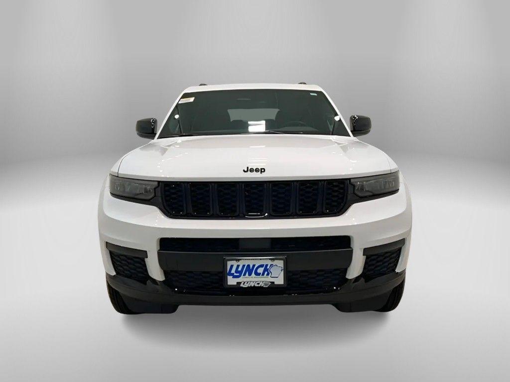 new 2025 Jeep Grand Cherokee L car, priced at $45,995