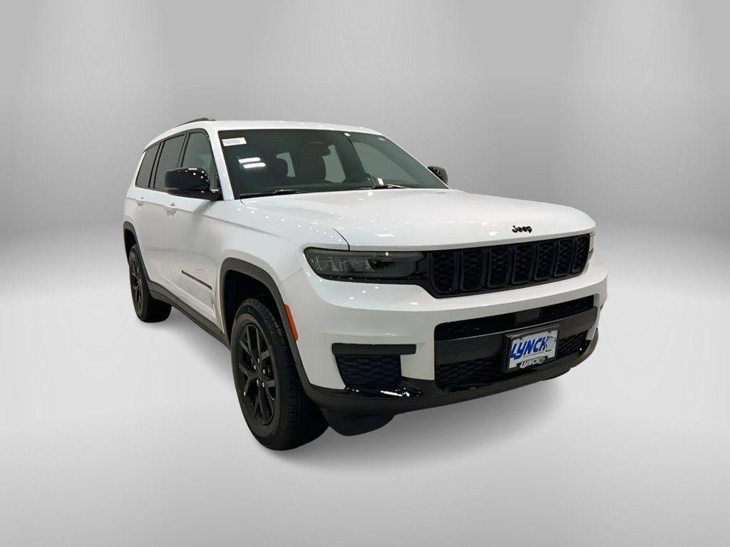 new 2025 Jeep Grand Cherokee L car, priced at $45,995