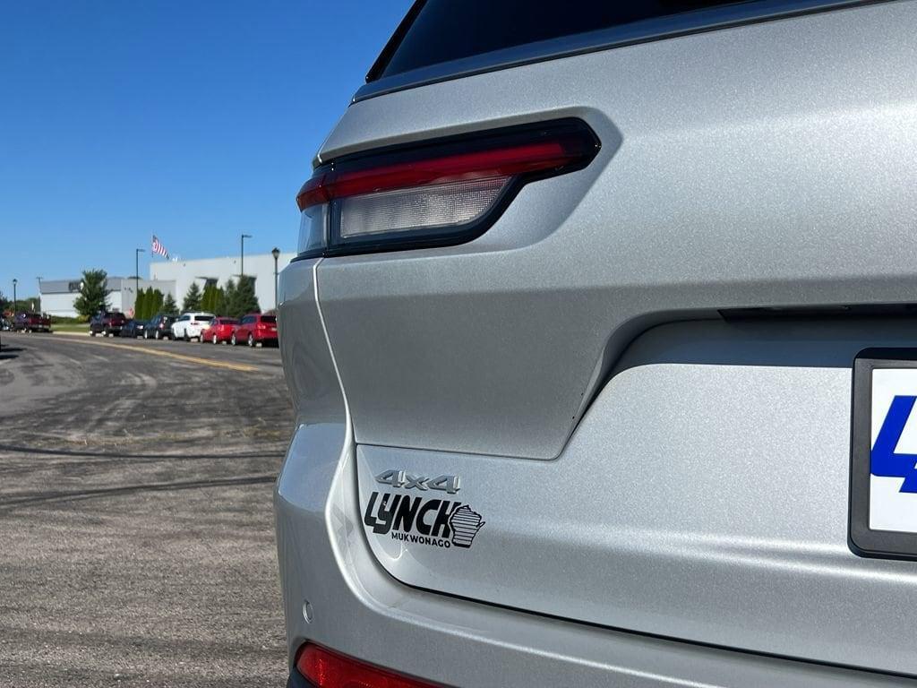 new 2025 Jeep Grand Cherokee L car, priced at $45,400