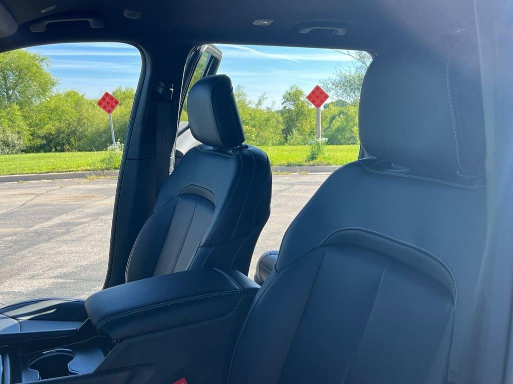 new 2025 Jeep Grand Cherokee L car, priced at $45,400