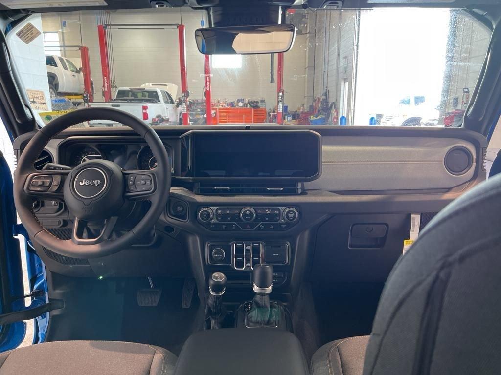 new 2024 Jeep Gladiator car, priced at $48,595