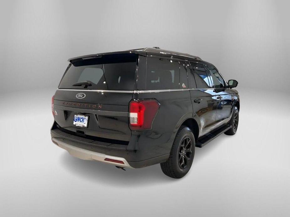 used 2022 Ford Expedition car, priced at $52,690