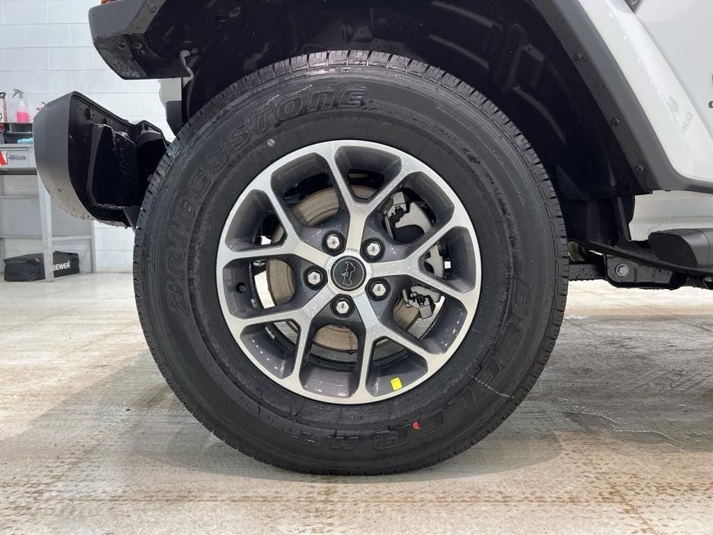 used 2024 Jeep Gladiator car, priced at $46,995