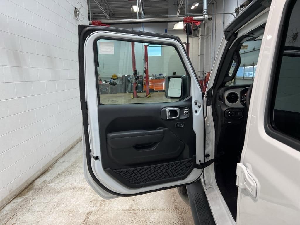 used 2024 Jeep Gladiator car, priced at $46,995