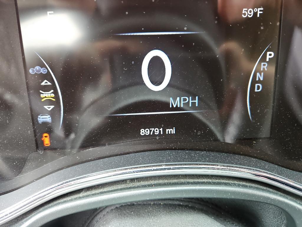 used 2021 Jeep Grand Cherokee car, priced at $22,989
