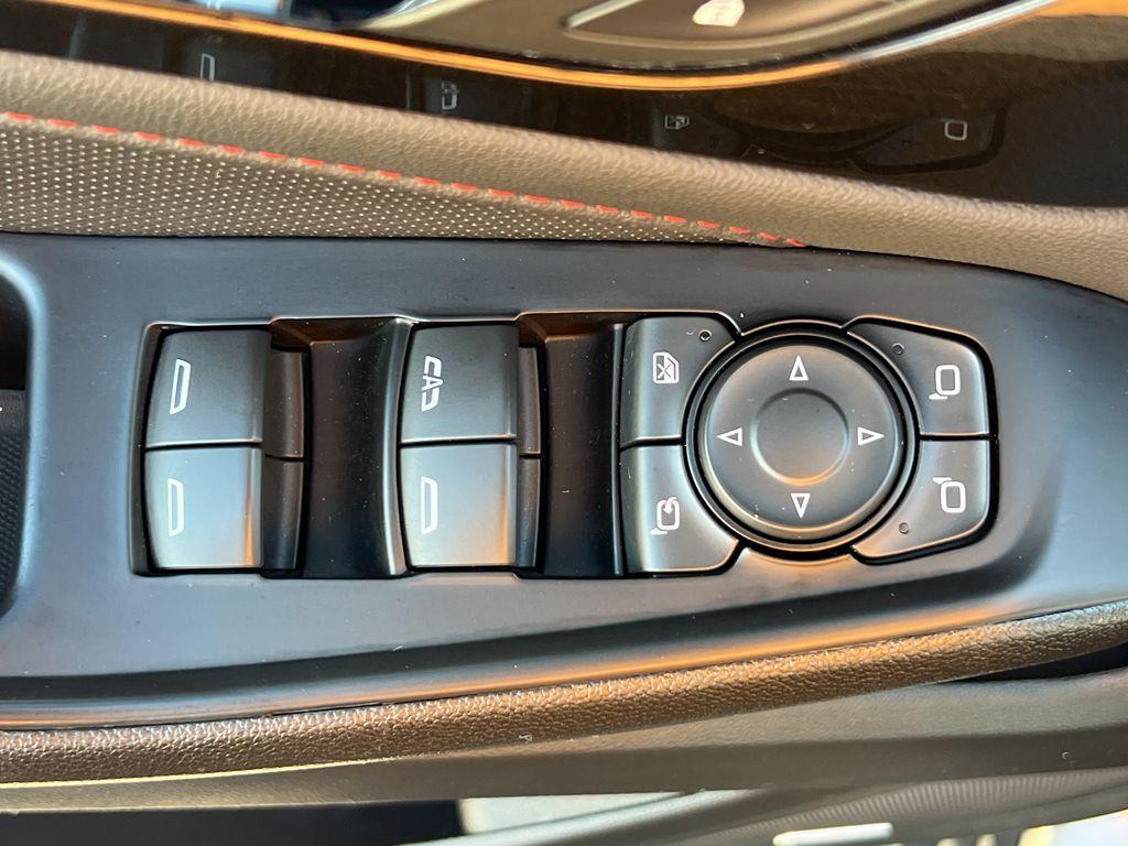 used 2023 Chevrolet Traverse car, priced at $40,595