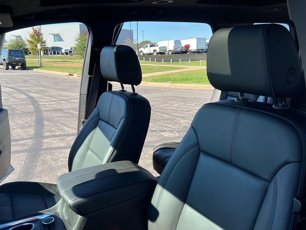used 2023 Chevrolet Traverse car, priced at $40,595