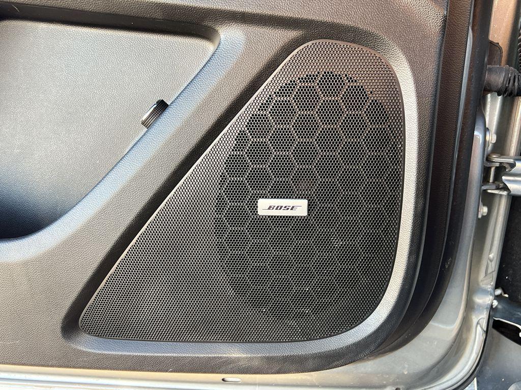 used 2023 Chevrolet Traverse car, priced at $40,595