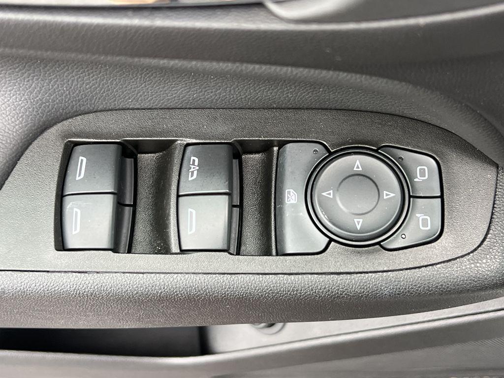 used 2022 Chevrolet Equinox car, priced at $24,295