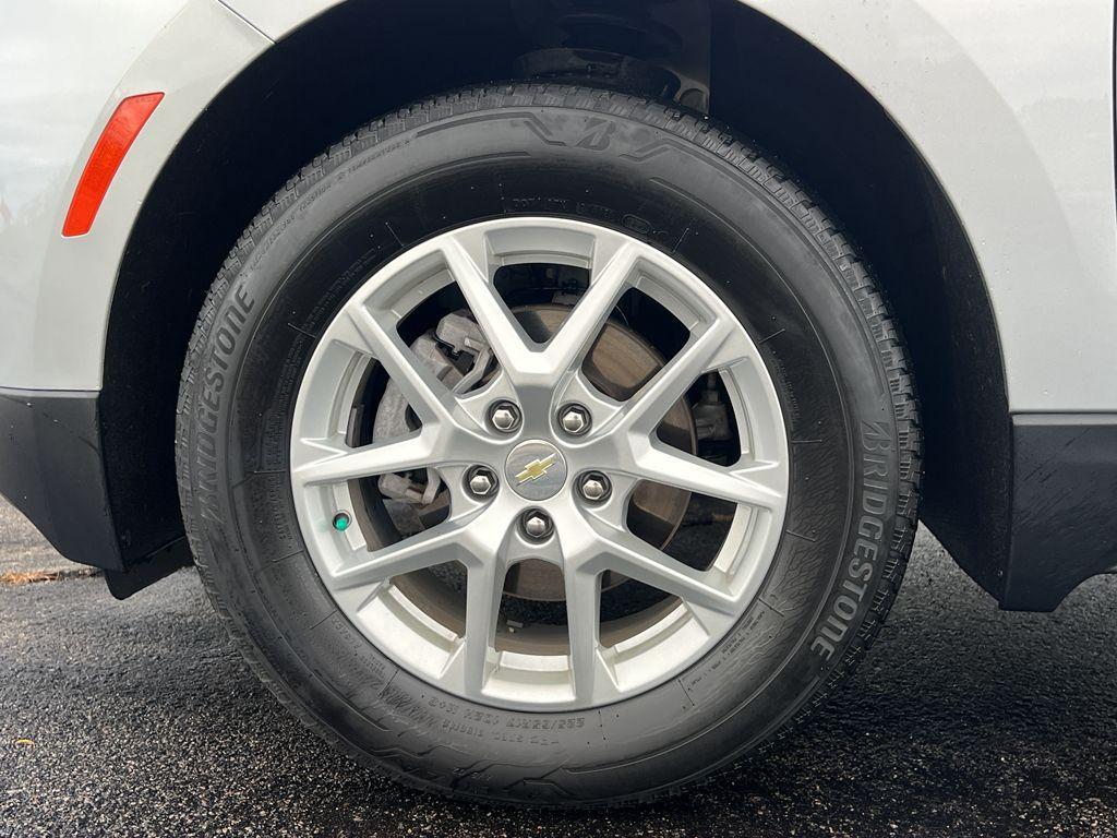 used 2022 Chevrolet Equinox car, priced at $24,295