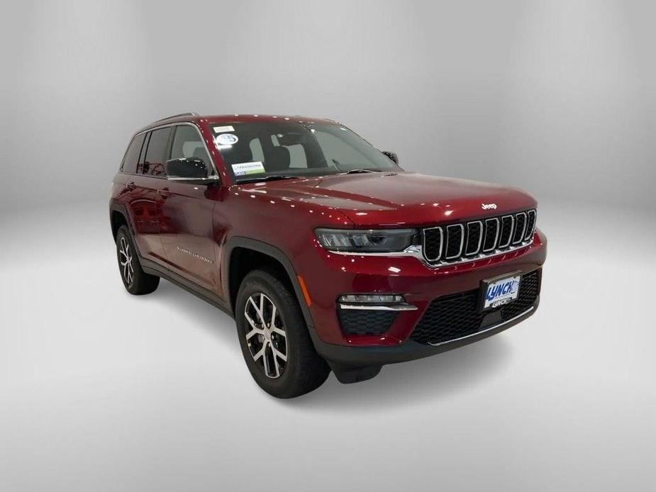 new 2025 Jeep Grand Cherokee car, priced at $46,595