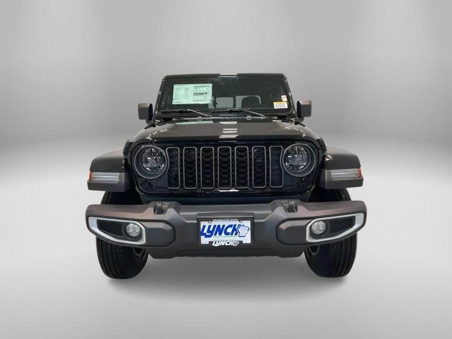 new 2024 Jeep Gladiator car, priced at $46,495