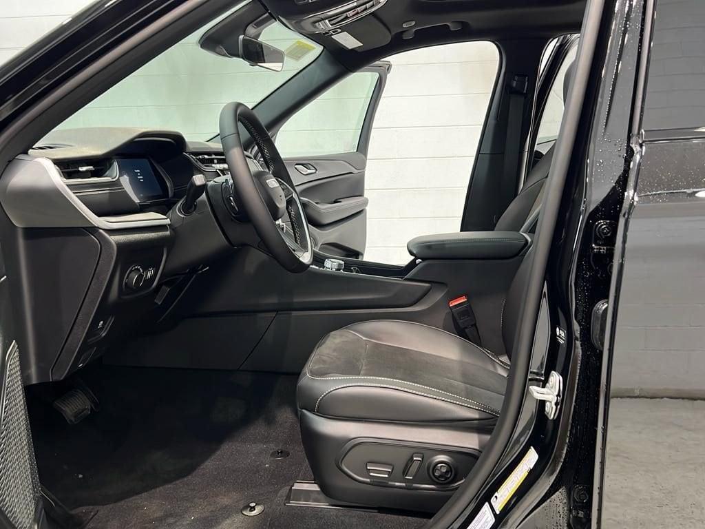new 2025 Jeep Grand Cherokee car, priced at $45,760