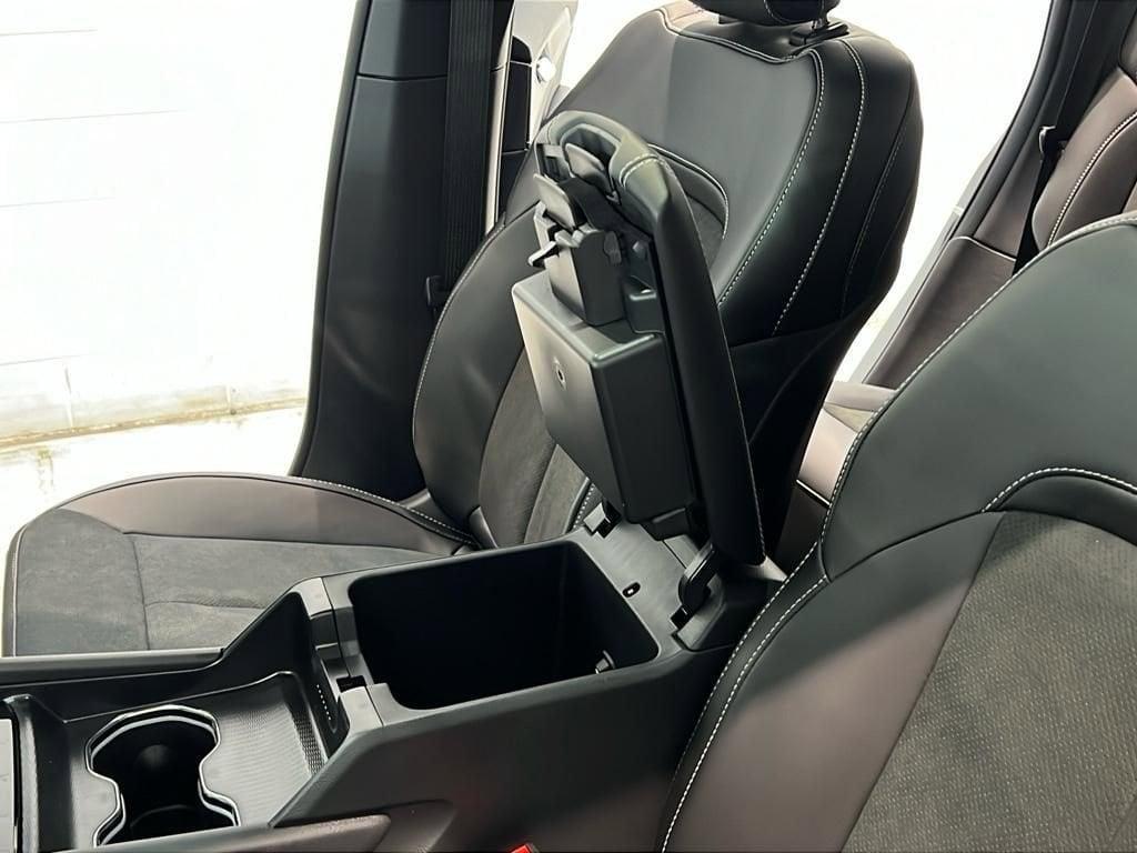 new 2025 Jeep Grand Cherokee car, priced at $45,760