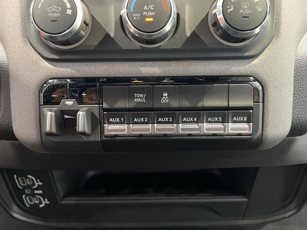 new 2024 Ram 2500 car, priced at $54,413