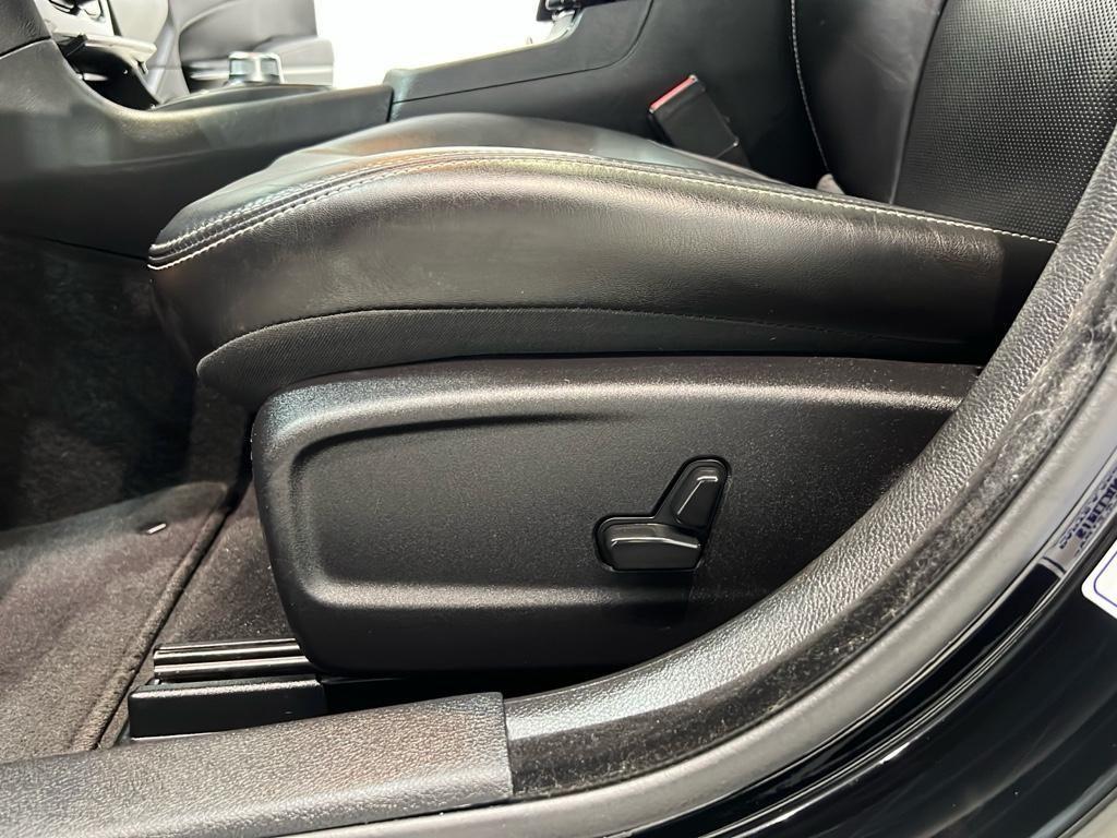 used 2023 Chrysler 300 car, priced at $38,989