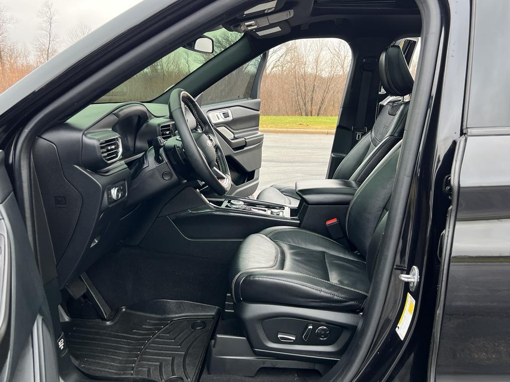 used 2020 Ford Explorer car, priced at $27,995