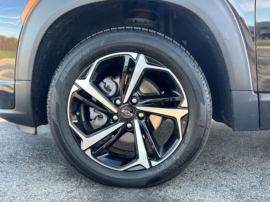 used 2023 Chevrolet TrailBlazer car, priced at $23,595