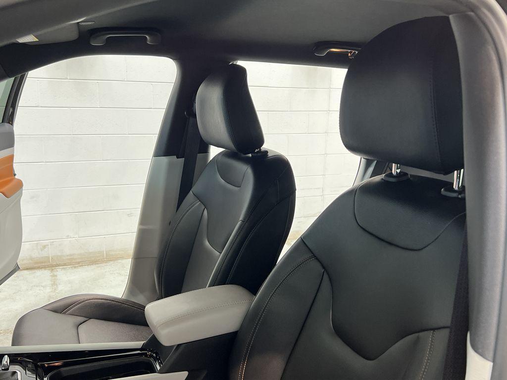 used 2023 Jeep Compass car, priced at $26,889