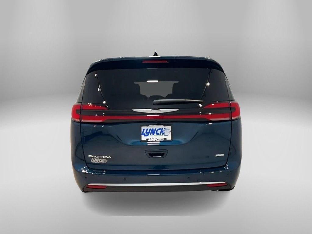 new 2025 Chrysler Pacifica car, priced at $44,995