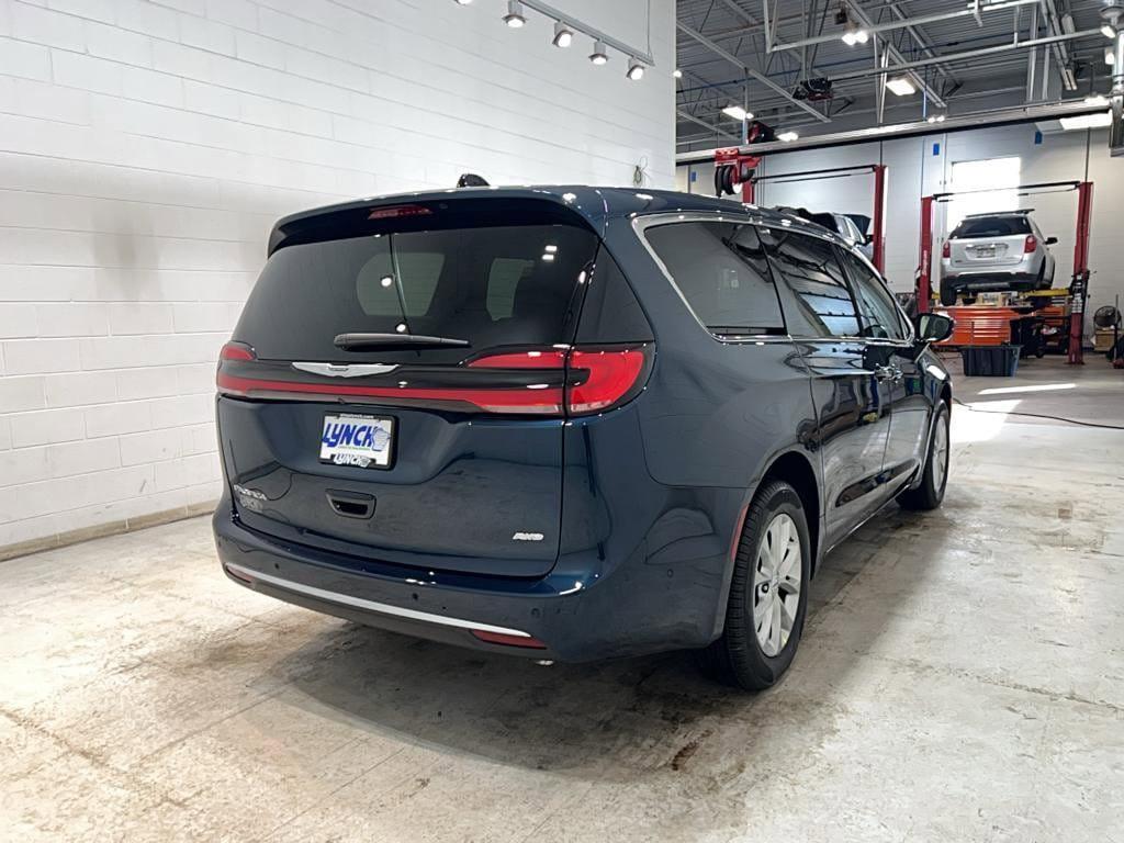 new 2025 Chrysler Pacifica car, priced at $44,995