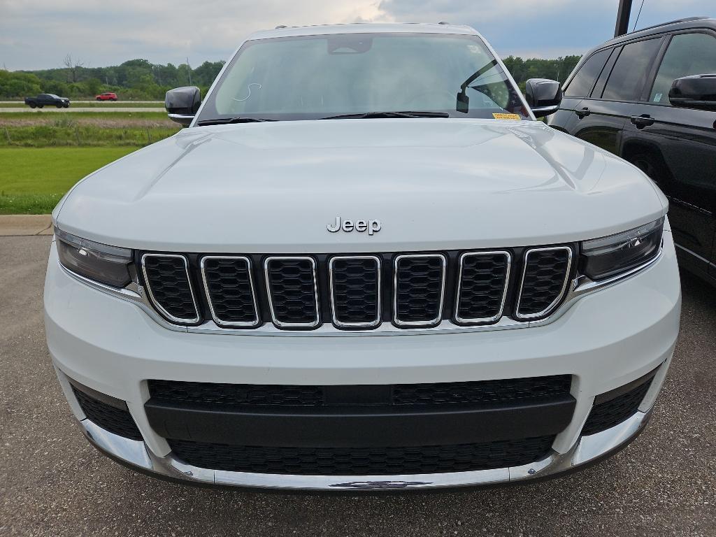 used 2021 Jeep Grand Cherokee L car, priced at $30,995
