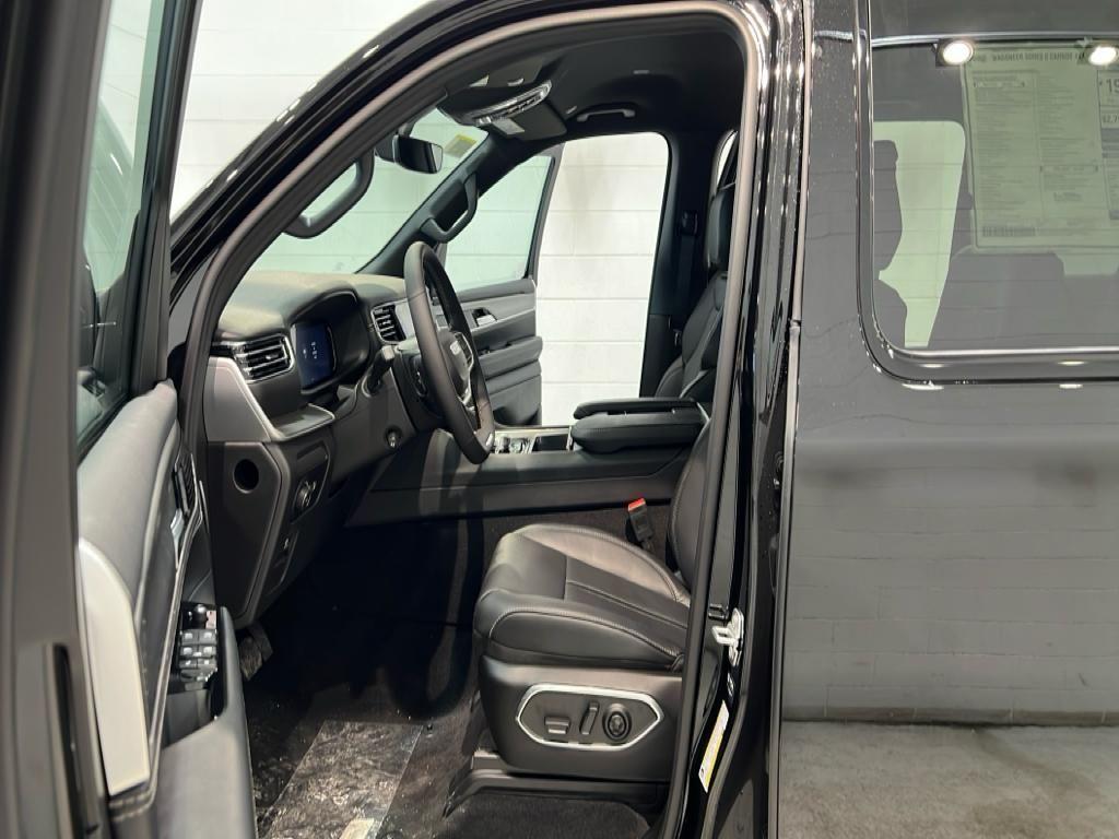 new 2025 Jeep Wagoneer car, priced at $67,989