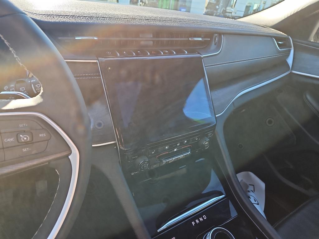 used 2024 Jeep Grand Cherokee L car, priced at $37,995