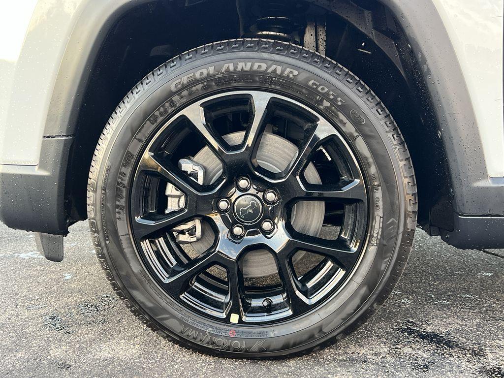 new 2026 Jeep Compass car, priced at $36,399