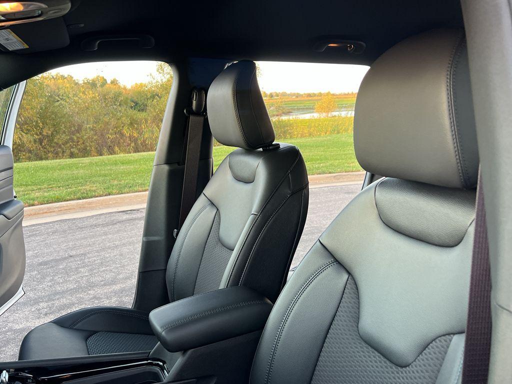 new 2026 Jeep Compass car, priced at $36,399