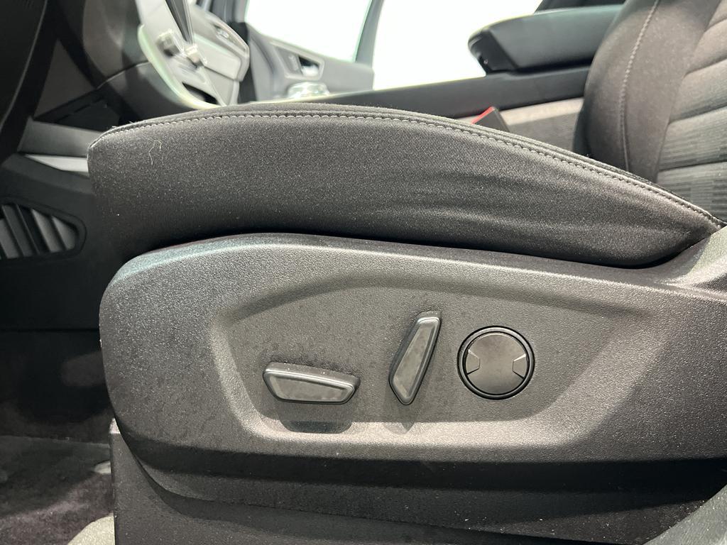 used 2023 Ford Edge car, priced at $29,990