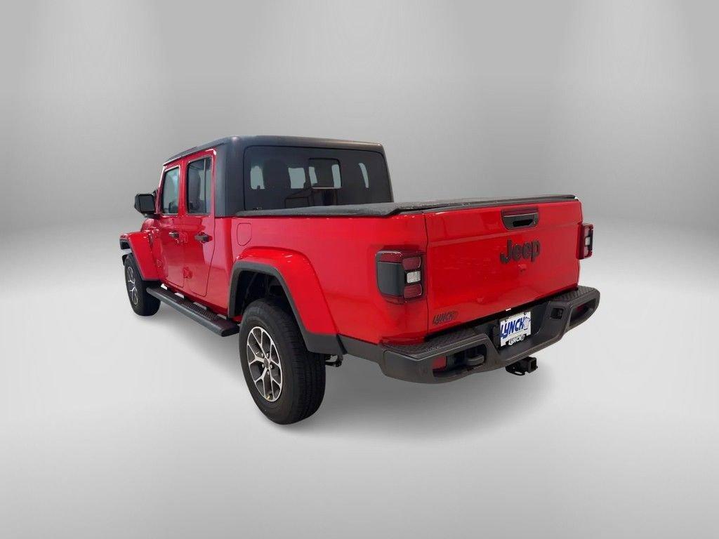 new 2024 Jeep Gladiator car, priced at $48,595
